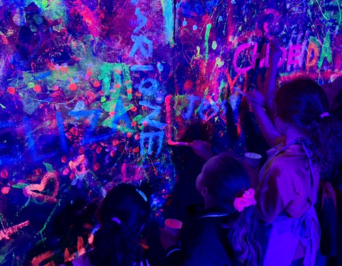 🎃 HALLOWEEN UV NEON PAINT PARTY! 👻